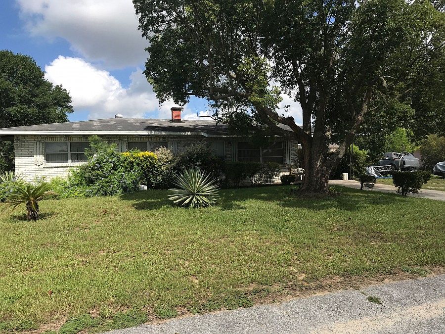 1st image of 322 S 21st St