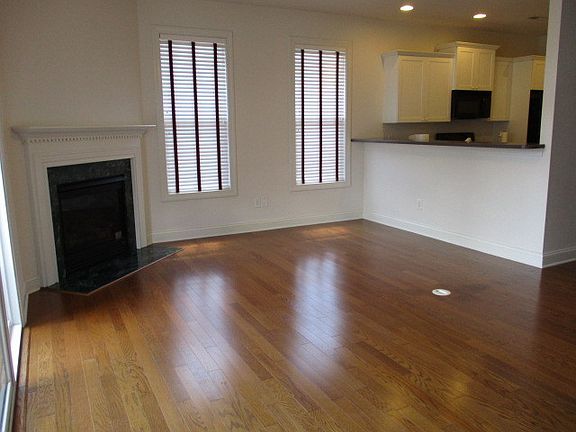 3rd image of 1010 Tidings Rd