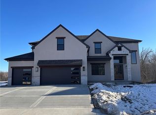 2358 Fishing Ln, Kearney, MO 64060