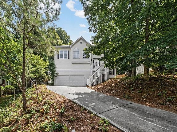 2nd image of 2646 McGuire Dr NW