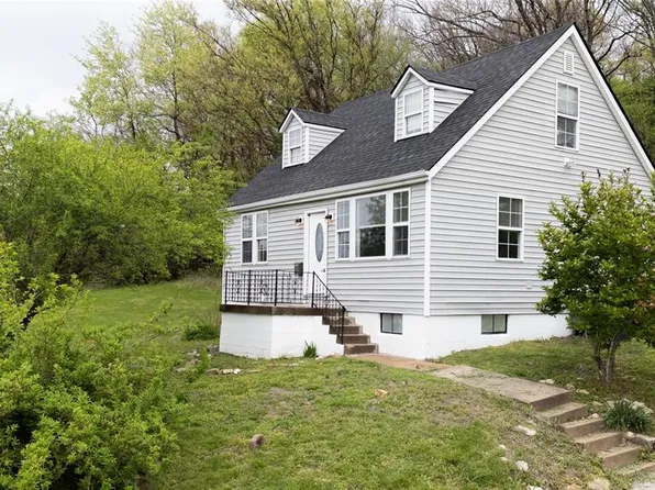 338 Highland St, Pacific, MO 63069