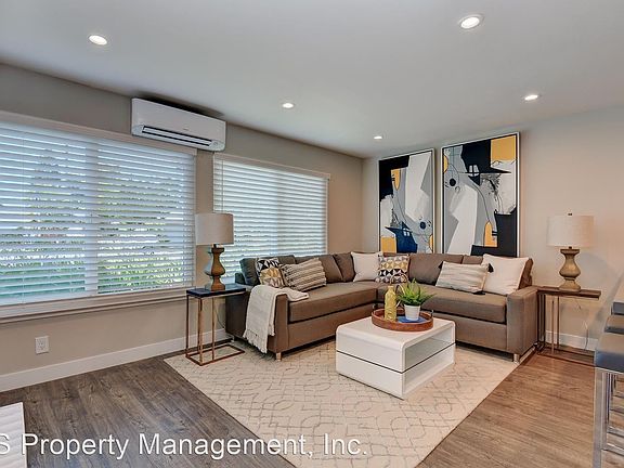 5th image of 611 Topaz St APT 1