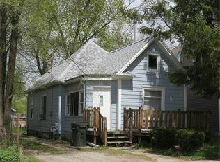 2113 Mulberry St, Waterloo, IA 50703