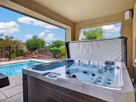 2nd image of 1169 Pebble View Ln