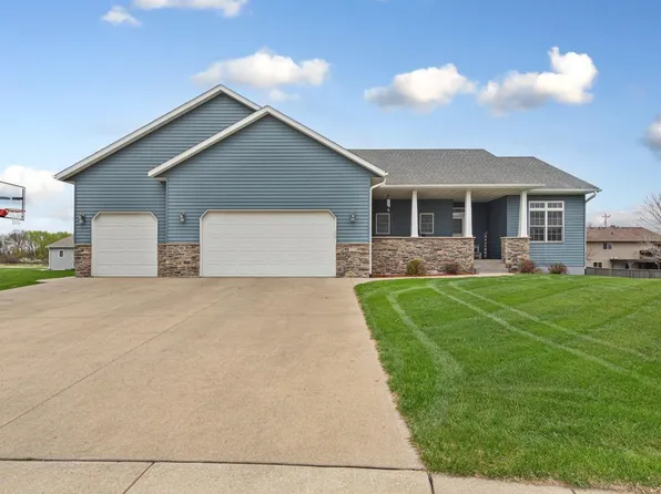 375 Hickory Ln NE, Owatonna, MN 55060