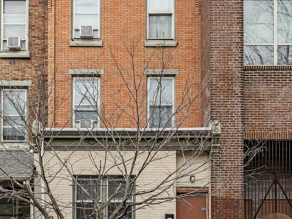 1st image of 4123 Woodland Ave