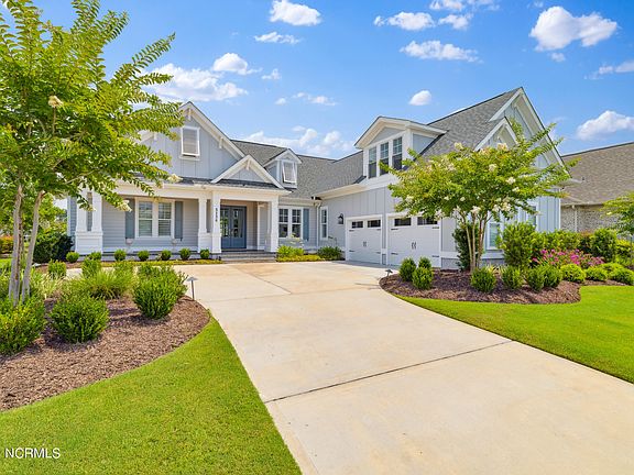 2nd image of 5136 Creswell Drive