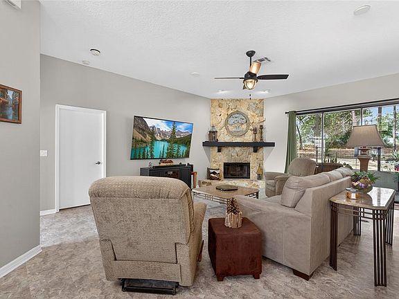 4th image of 1131 Wedge Way