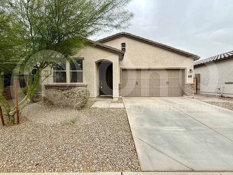 5734 W Getty Dr — Photo 22