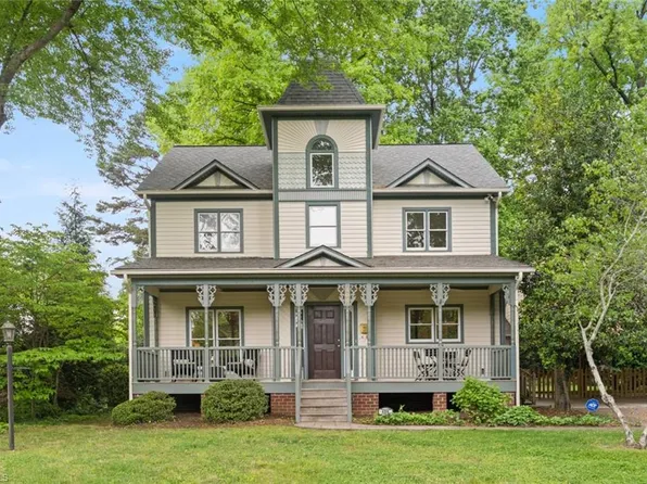 406 Biscayne St, Winston Salem, NC 27104