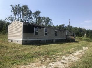 760 S Spring St, Walhalla, SC 29691