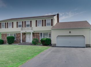 19 William Ln, Ocean, NJ 07712