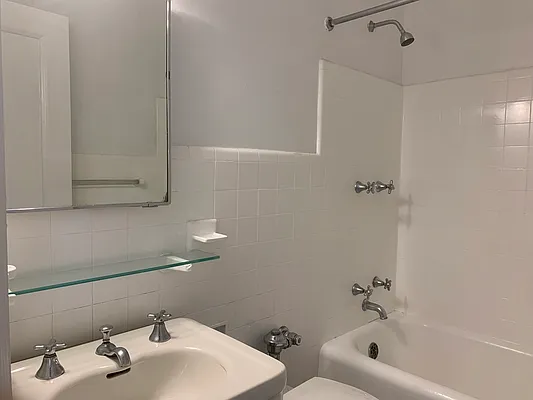 Rented by Stonehenge NYC LLC | media 3