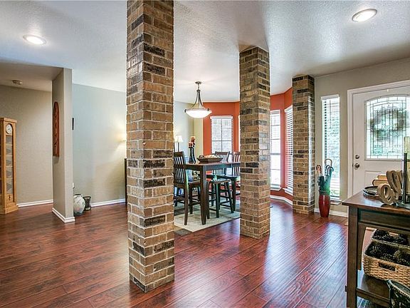 5th image of 1305 Land Rush Dr