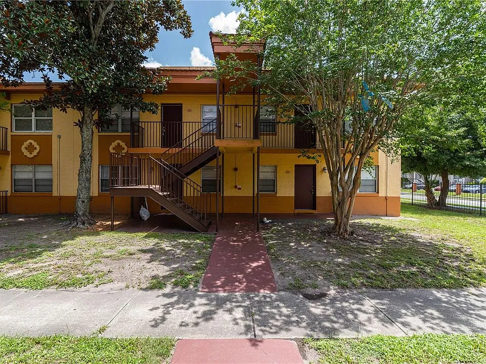 748 Wyman Ct