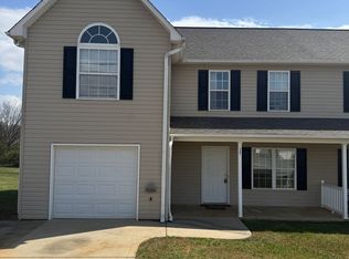 127 Cora Ln, Olin, NC 28660