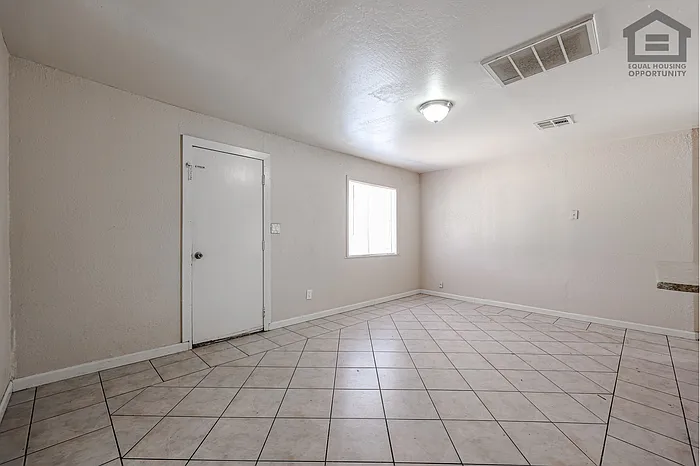 903 W Pierson St #1 — Photo 5