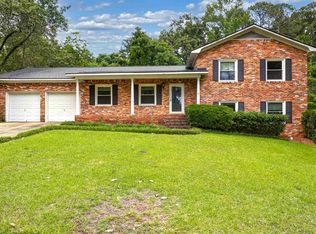137 Canterfield Rd, Columbia, SC 29212