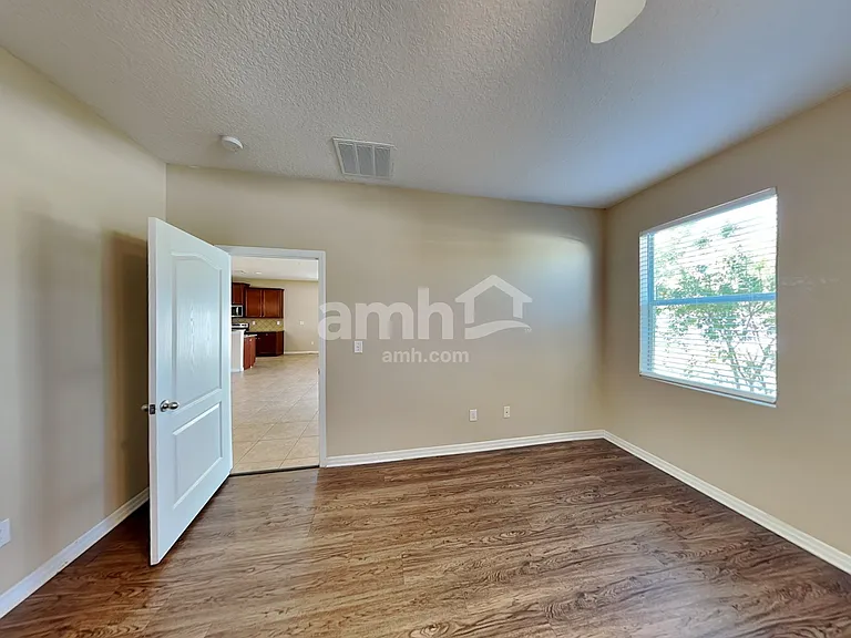 404 Britton Shores Ct — Photo 9
