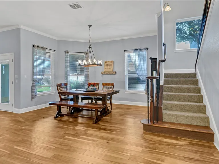 3300 Fountain Way — Photo 11