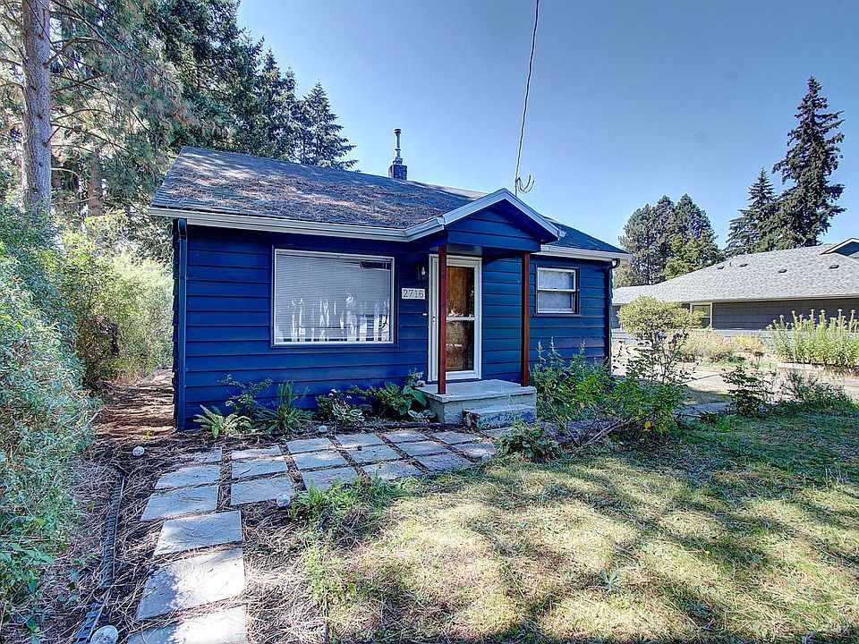 1st image of 2716 Neals Ln