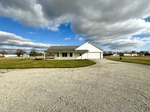 12920 N Coonhunters Rd, Batesville, IN 47006