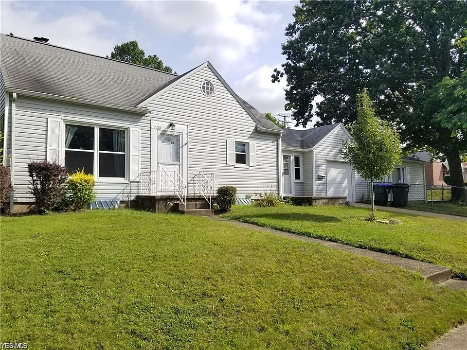 1st image of 2281 Chestnut Blvd
