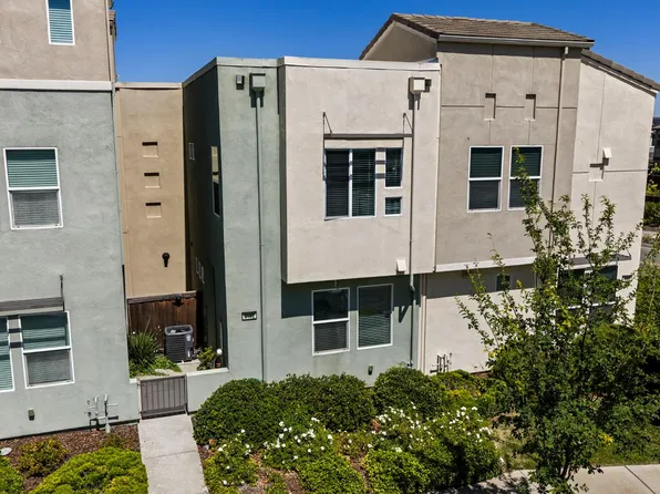 4102 Beechcraft Way, Sacramento, CA 95834