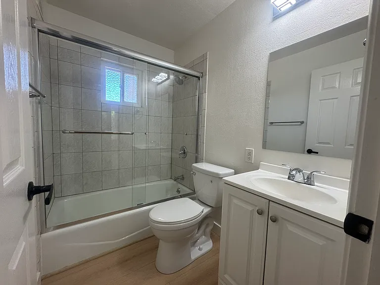 4221 Ruthelma Ave — Photo 10
