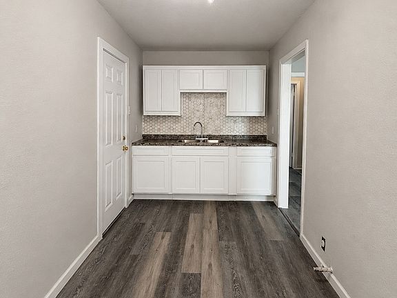 5th image of 2801 Burchill Rd S