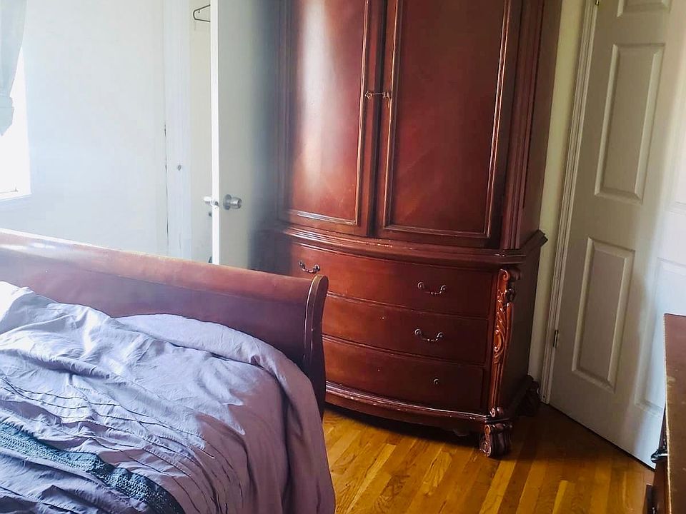 2nd image of 12517 N Conduit Ave #1