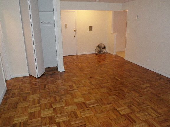 3rd image of 14325 41st Ave APT 314