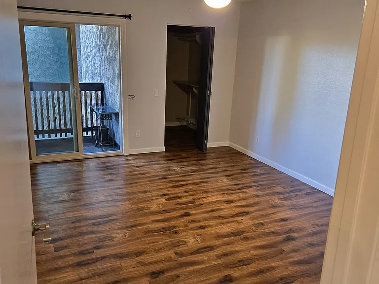 6406 Friars Rd #328 — Photo 9