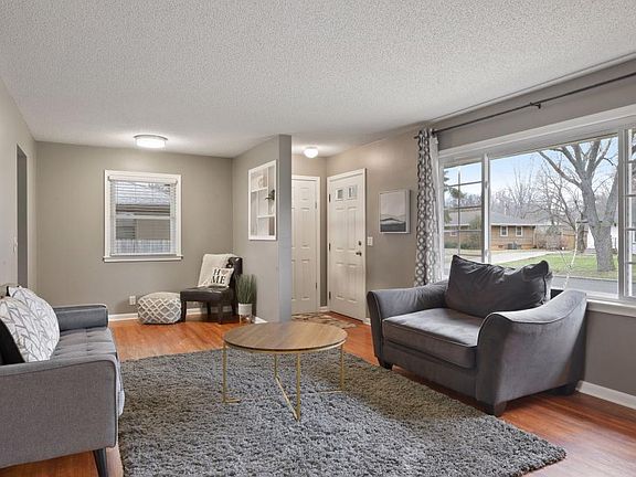 5th image of 7024 Quail Ave N