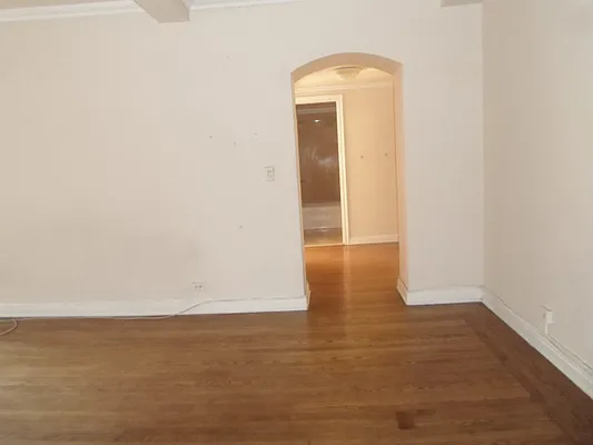 Sold by Manhattan Network Inc. | media 3