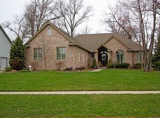 9016 Orchard Lake Rd, Holland, OH 43528