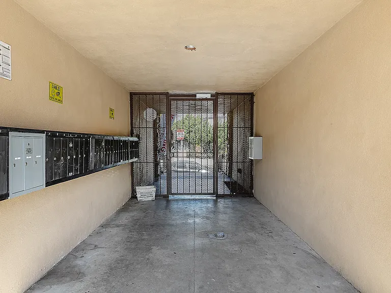 3900 Nicolet Ave — Photo 5
