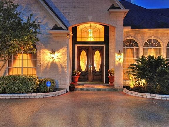 2nd image of 16919 Storybrook Forest Dr
