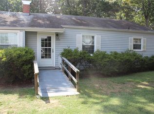 2725 Stratford Dr, Greensboro, NC 27408