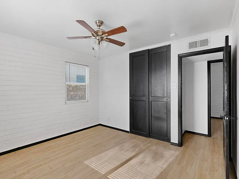 6203 Trowbridge Dr — Photo 19