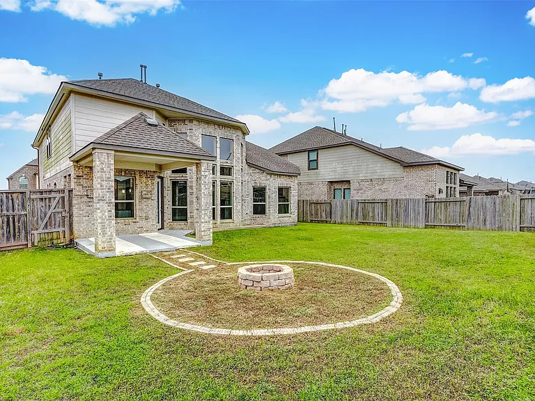 32630 Turning Springs Dr — Photo 33