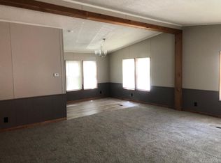 608 Holly Ct, Jonesville, MI