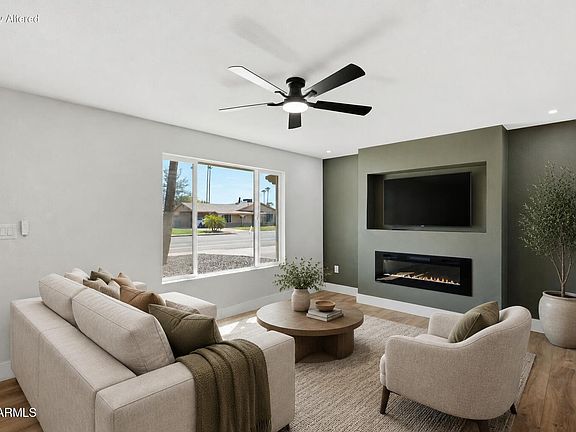 3rd image of 5406 S COLLEGE Avenue