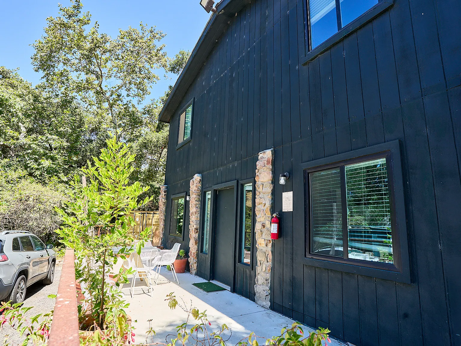 2 bed, 459 sqft, $3,600 — Photo 1