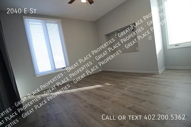 2040 E St — Photo 14