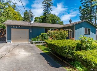 4292 Northgate Dr, Oak Harbor, WA 98277