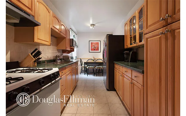 Sold by Douglas Elliman | media 12