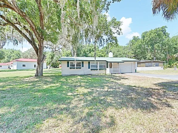 10698 E Gobbler Dr, Floral City, FL 34436