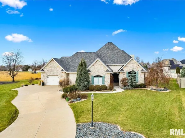 1635 Copperfield Dr, Morton, IL 61550