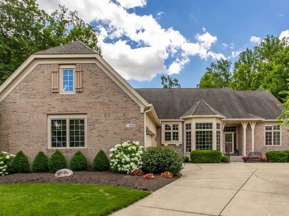 9729 Oakhaven Ct, Indianapolis, IN 46256